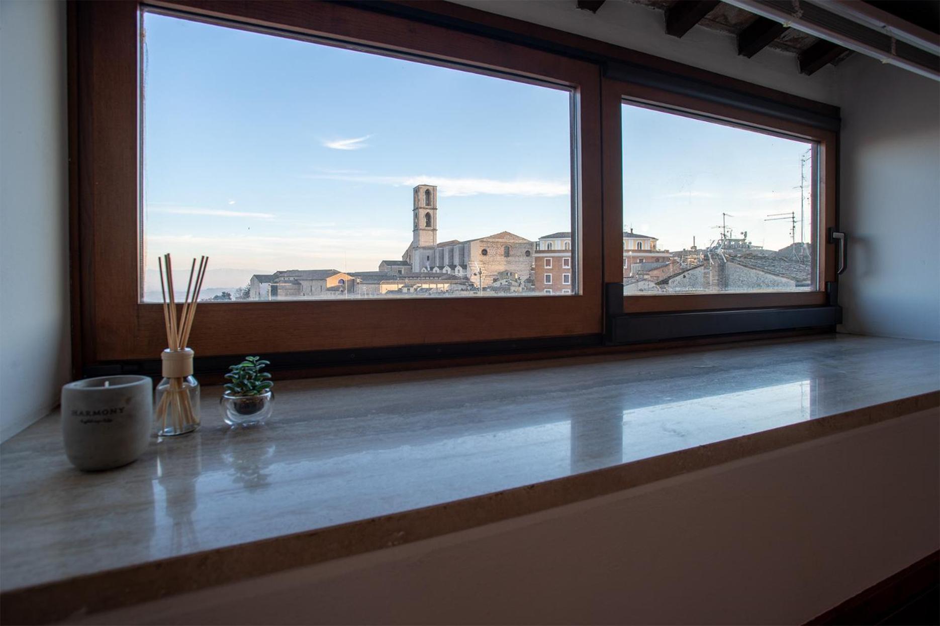 Panoramic Apt - A Due Passi Dal Centro - Italywego 페루자 외부 사진